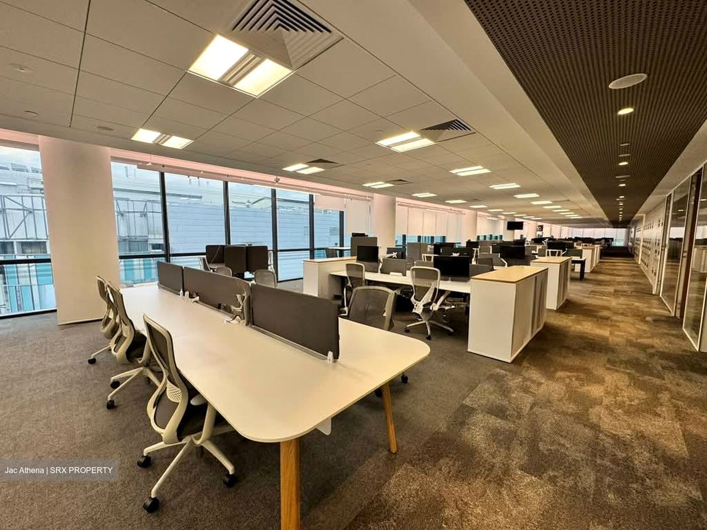 Woods Square (D25), Office #563994161